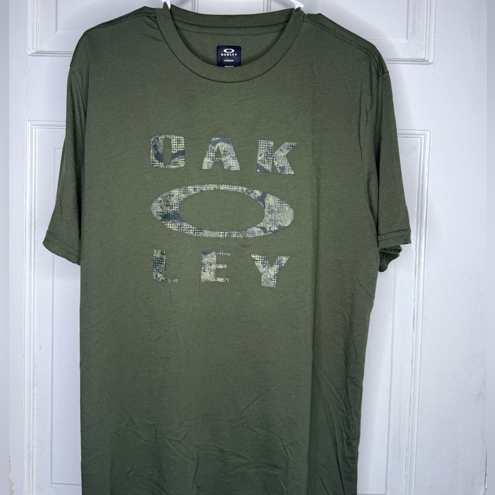Oakley Men's Olive Graphic Tee